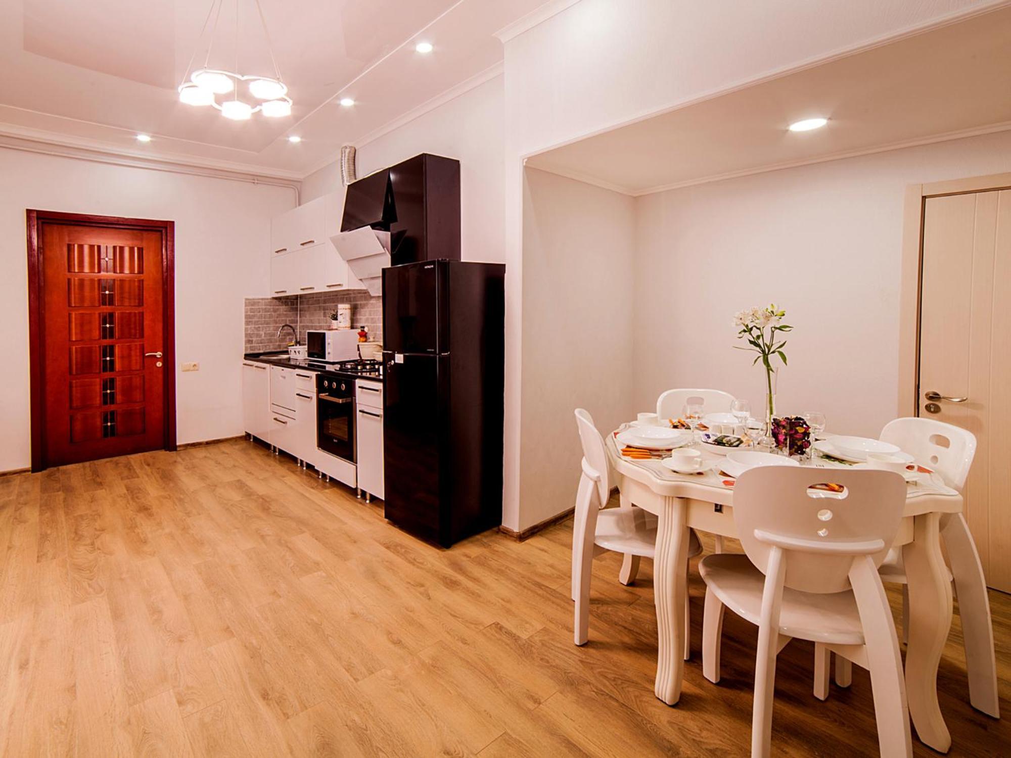 Hermes Apartment Tbilisi Luaran gambar